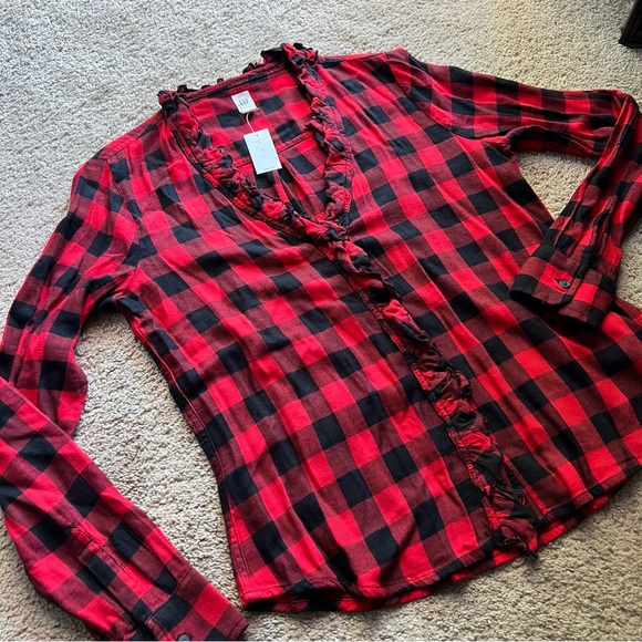 NWT Gap ruffle button down red buffalo check - Picture 4 of 8
